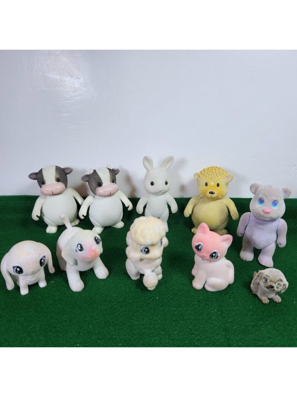 Crayola Scribble Scrubbie Flocked Toys 3 Plus 7 Unmarked Animal Figures